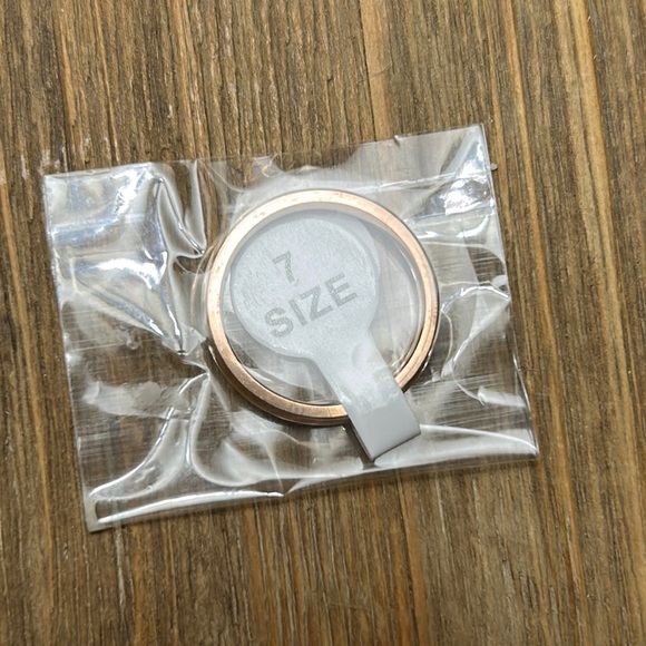#23 Rose Gold band ring nwt - Picture 1 of 1